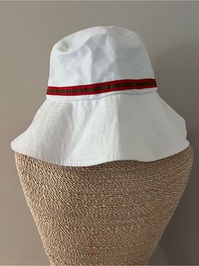 Haute Shore white Bucket Hat with Red and Green Stripe grograin ribbon